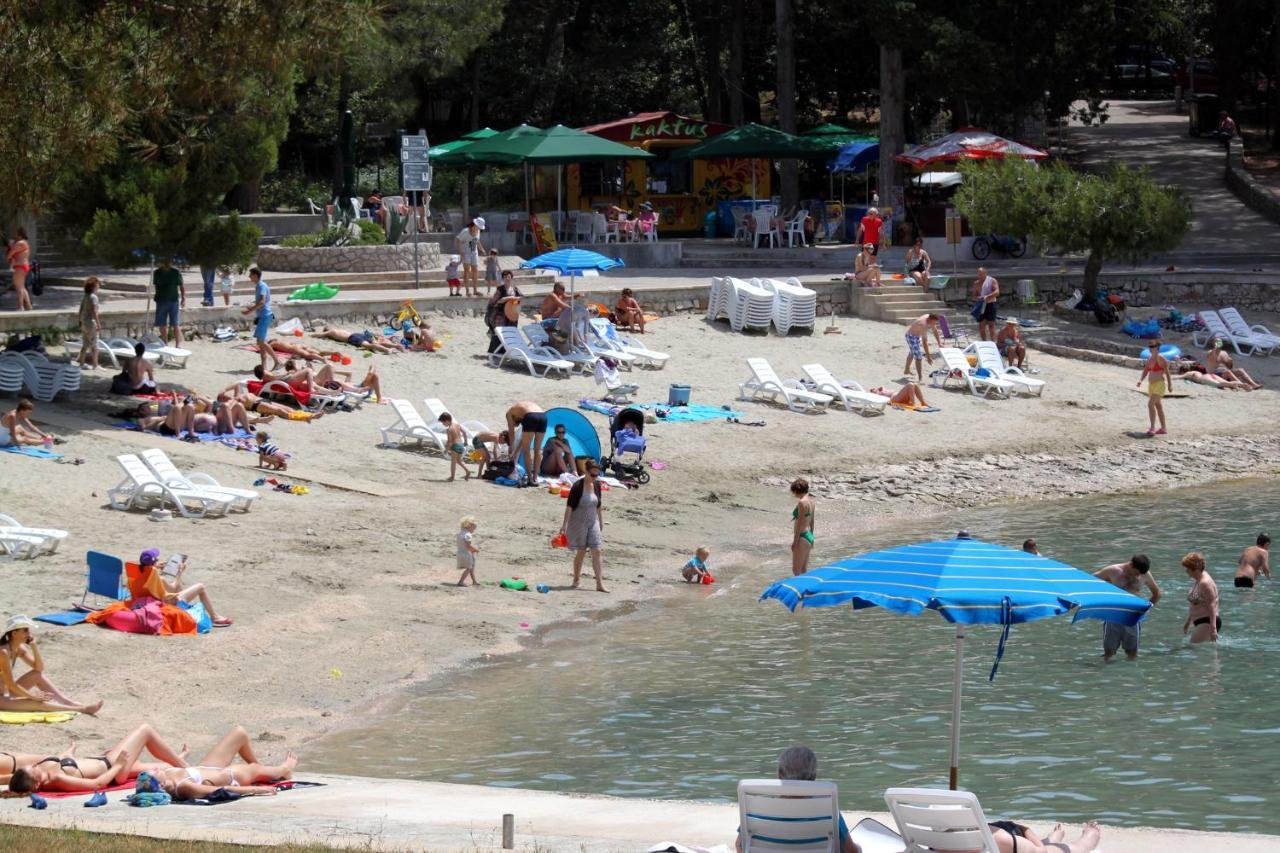 Apartments By The Sea Mali Lošinj Esterno foto